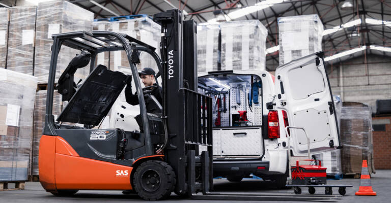 trust lift trucks