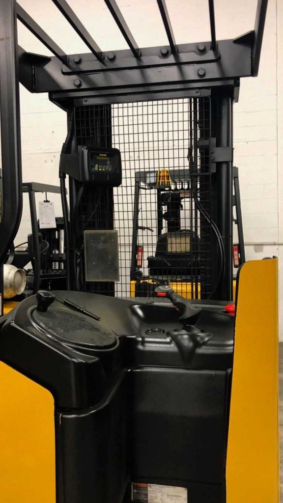 HYSTER 4500Lbs. ELECTRIC POWER TLT-1-22-122761