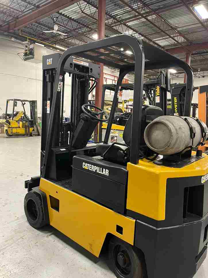 CATERPILLAR 5000LBS. PROPANE POWER TLT-1-22-122784