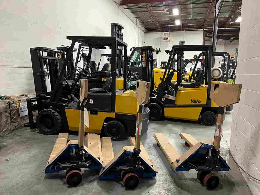 HAND PALLET TRUCK 5500Lbs(SKU:TLT-1-23-122786)