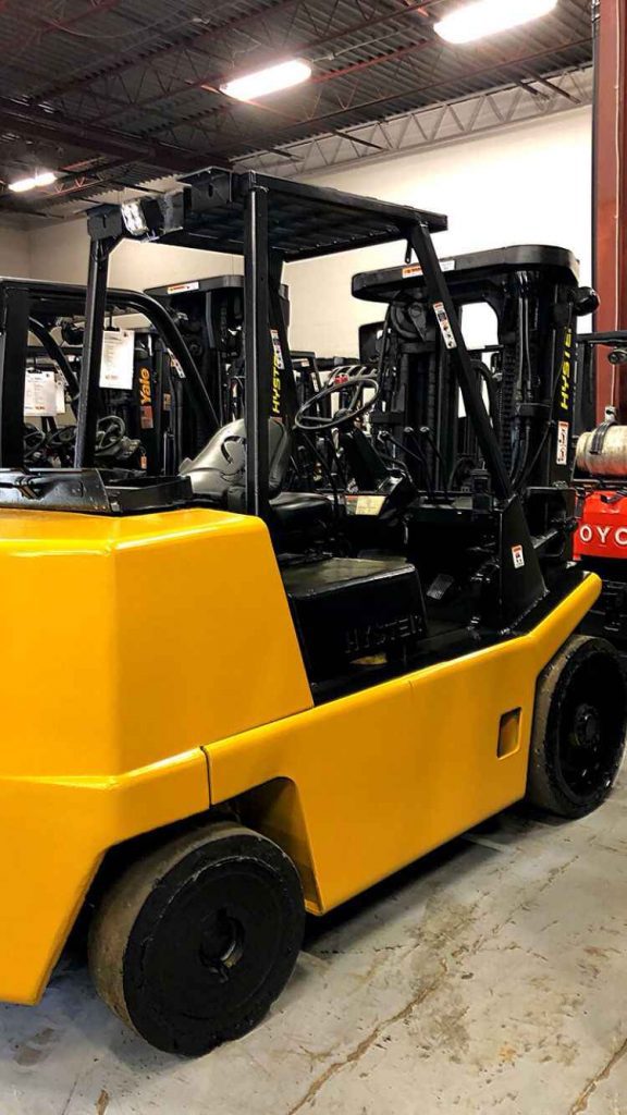 HYSTER 12000LBS. PROPANE POWER (SKU:TLT-1-23-122810)