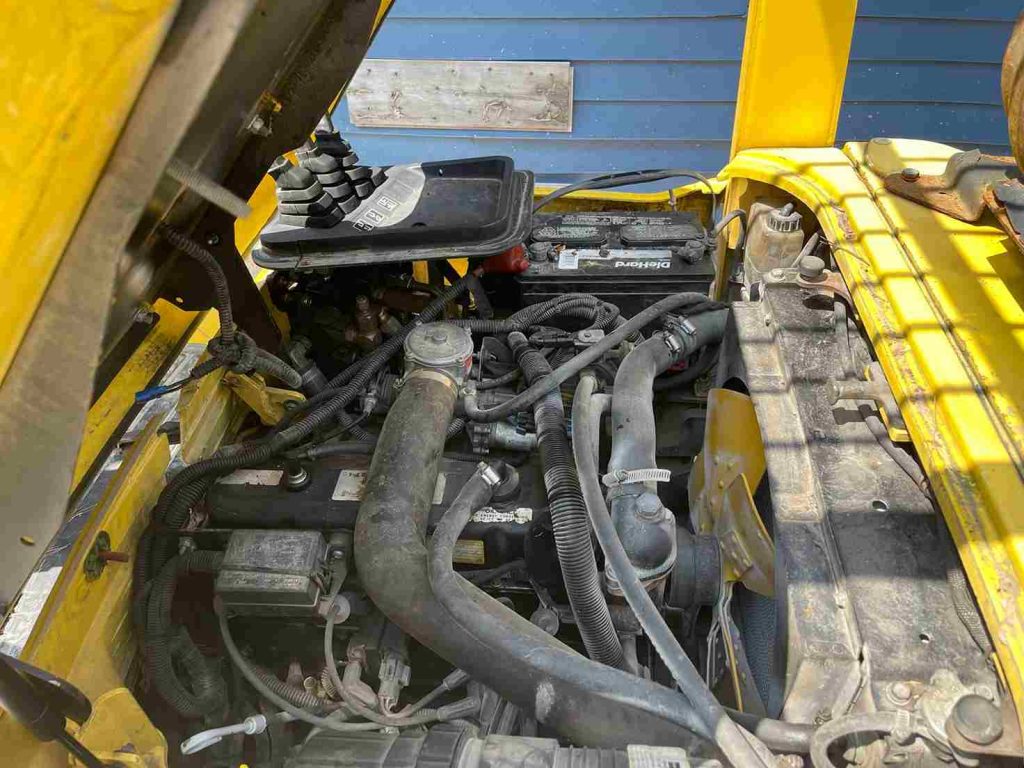 HYSTER 5000Lbs. PROPANE POWER (SKU:TLT-1-23-122806) Customer