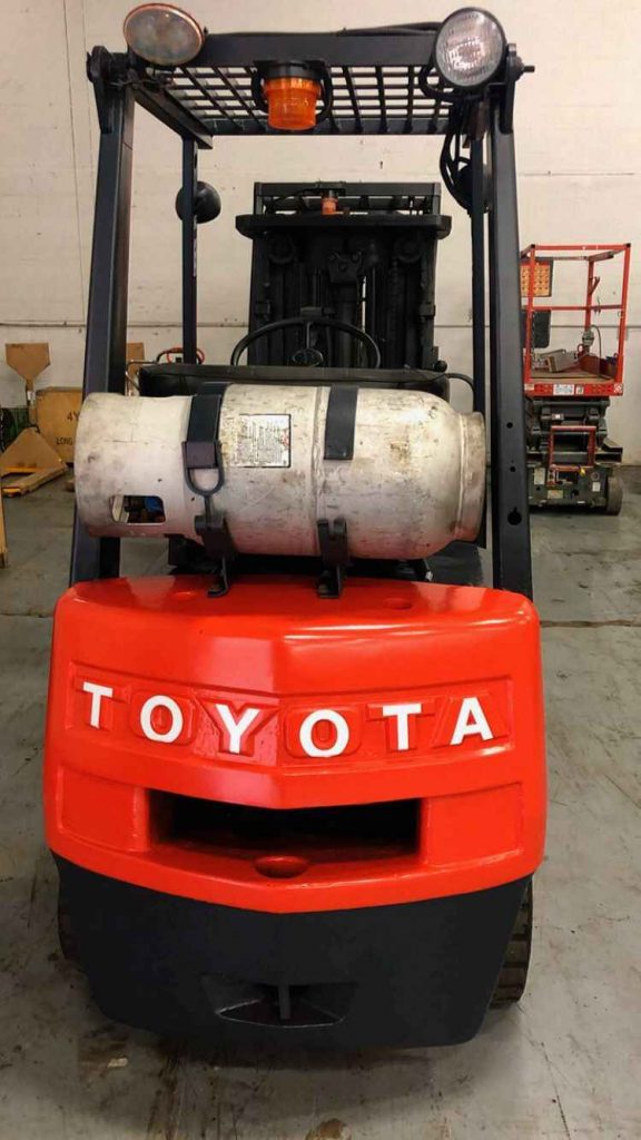 TOYOTA 4000Lbs. PROPANE POWER (SKU:TLT-1-23-122833)