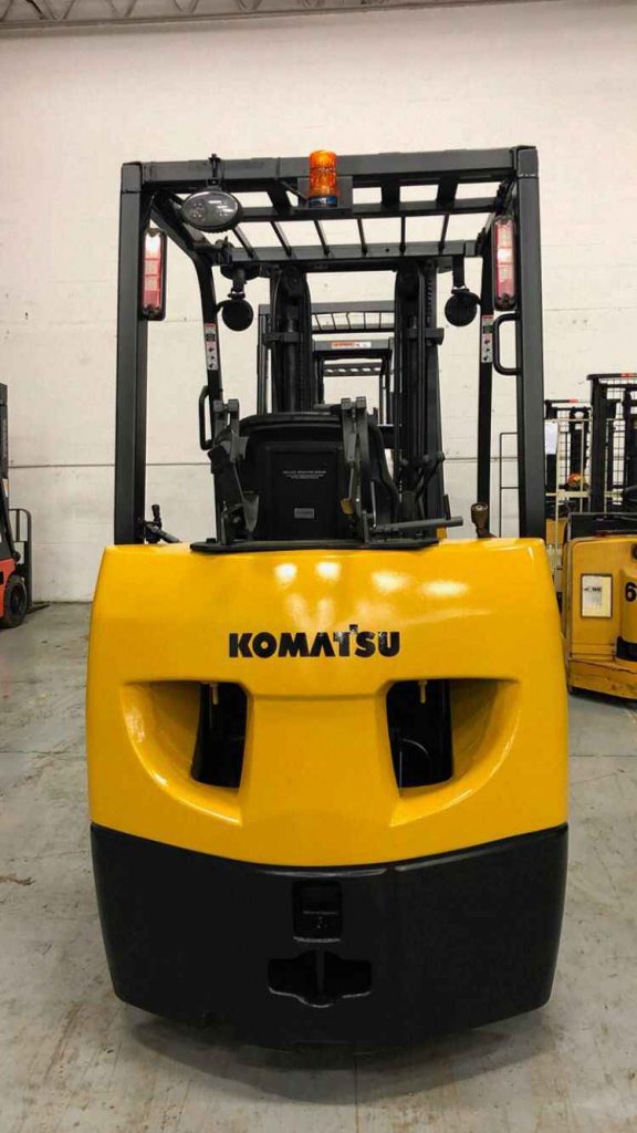 KOMATSU 5000Lbs. PROPANE POWER TLT-1-23-122841