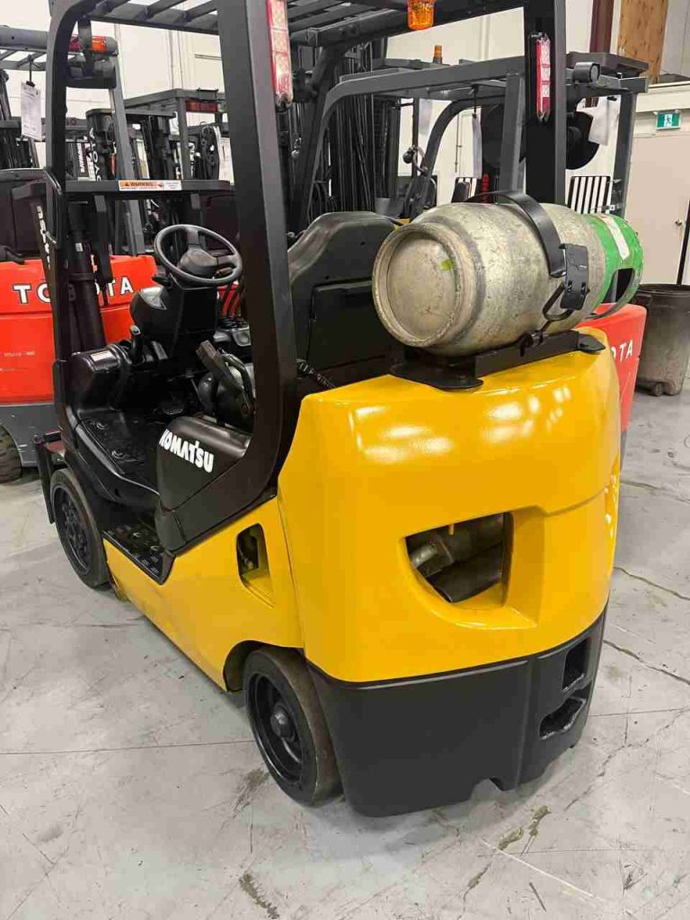 KOMATSU 4500Lbs. PROPANE POWER (SKU:TLT-1-24-122881)